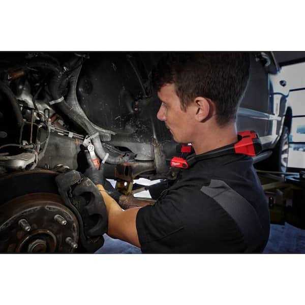 Milwaukee 400 Lumens LED REDLITHIUM Rechargeable Neck Light and 445 Lumens LED REDLITHIUM USB Rover Pocket Flood Light - Image 3