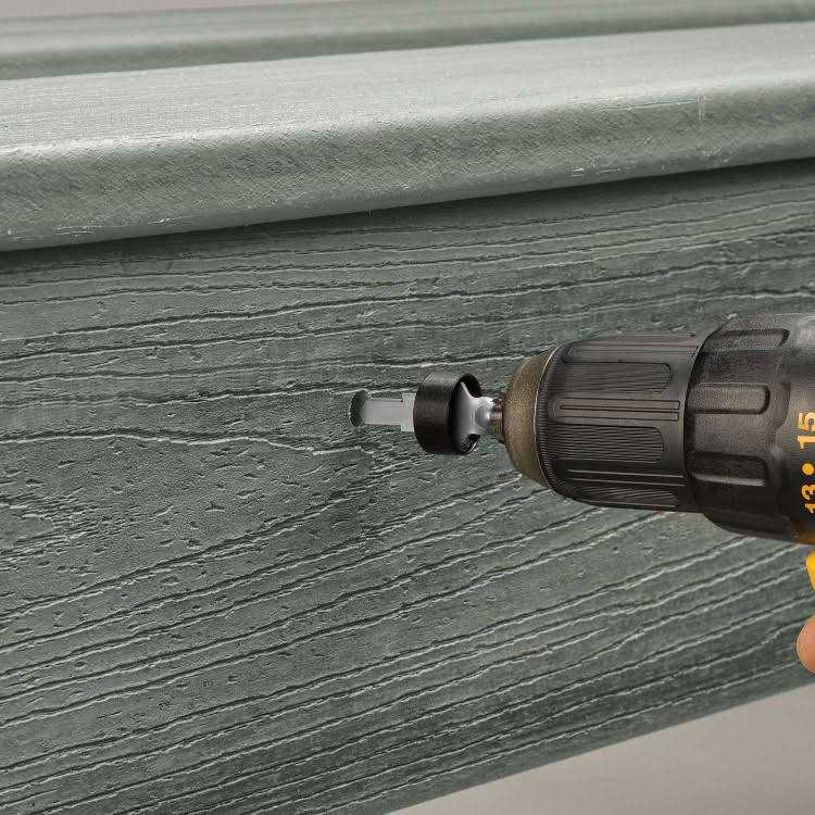 FastenMaster Cortex Fastening System for Trex Fascia - Image 4